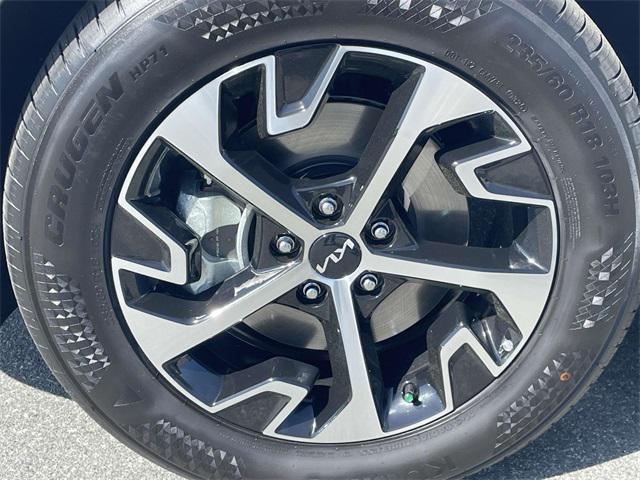 new 2025 Kia Sportage car, priced at $29,555