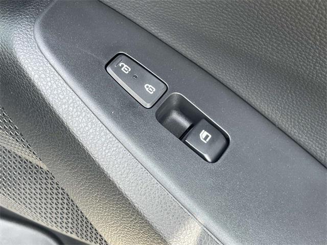 new 2025 Kia Seltos car, priced at $30,431