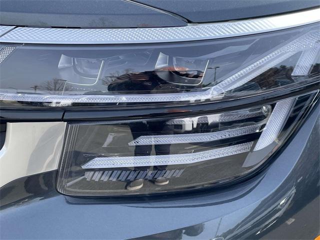 new 2025 Kia Seltos car, priced at $30,431