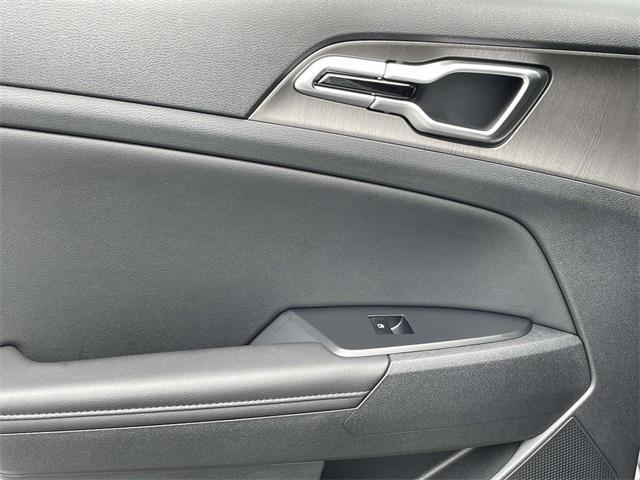 new 2026 Kia Sportage car, priced at $38,926