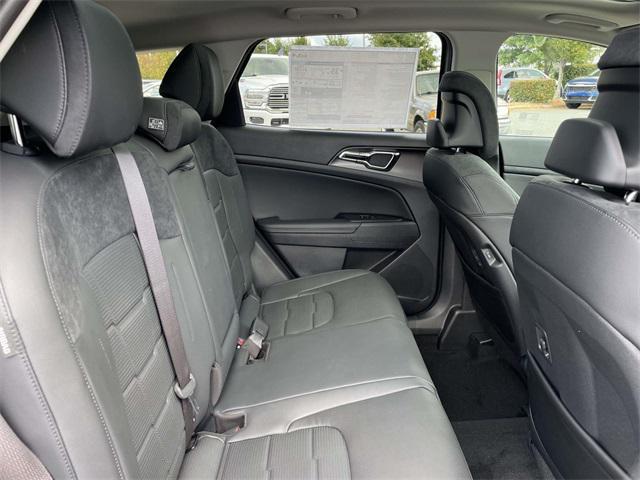 new 2026 Kia Sportage Hybrid car, priced at $41,605
