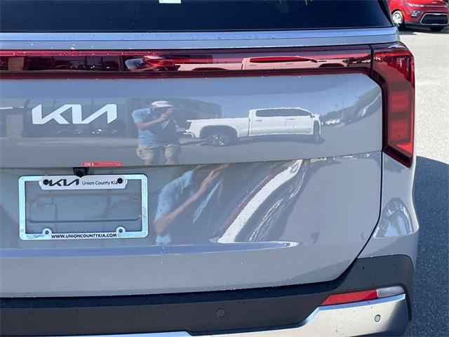 new 2026 Kia Carnival car, priced at $45,354