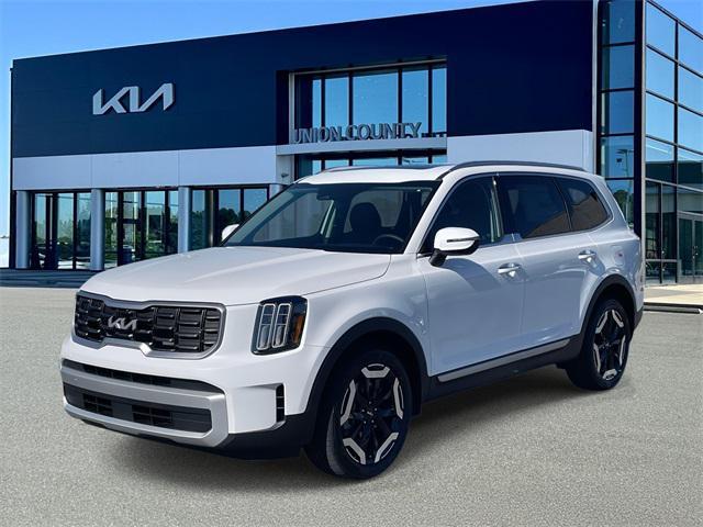 new 2025 Kia Telluride car, priced at $40,215