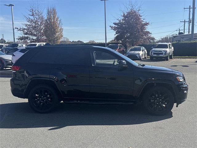 used 2018 Jeep Grand Cherokee car, priced at $17,298