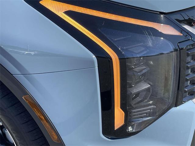 new 2026 Kia Sportage Hybrid car, priced at $33,883