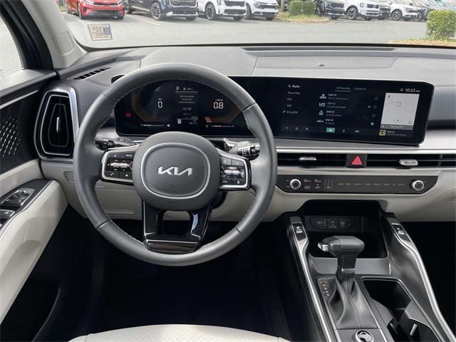 used 2025 Kia Sorento car, priced at $37,890