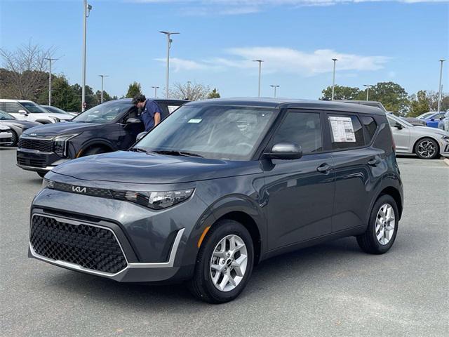new 2025 Kia Soul car, priced at $21,335