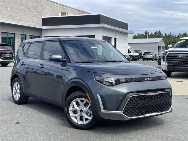 new 2025 Kia Soul car, priced at $21,335