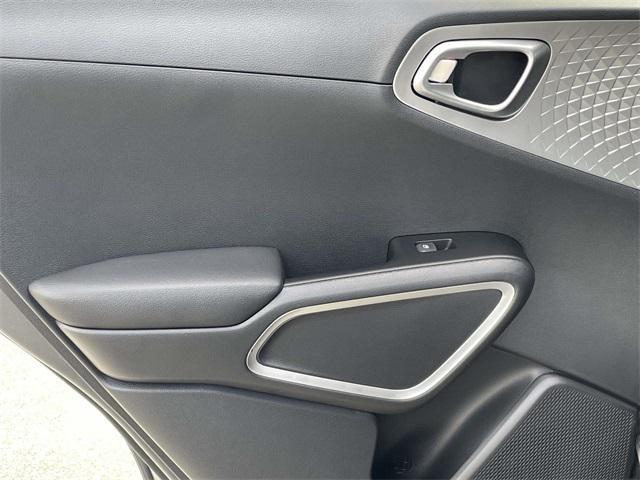 new 2025 Kia Soul car, priced at $21,335
