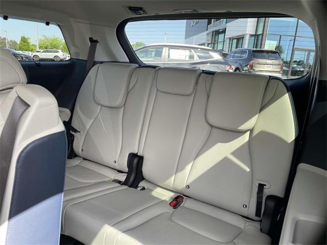 new 2025 Kia Carnival car, priced at $42,509