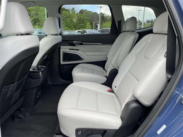 new 2025 Kia Telluride car, priced at $40,775
