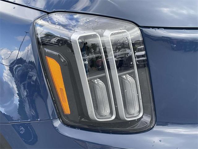 new 2025 Kia Telluride car, priced at $40,925