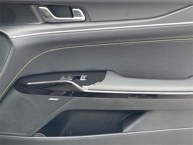 new 2026 Kia K5 car, priced at $36,961