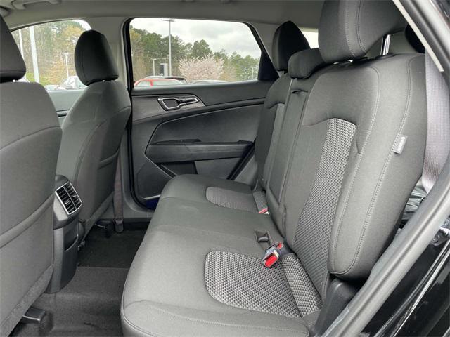 new 2025 Kia Sportage Hybrid car, priced at $28,392