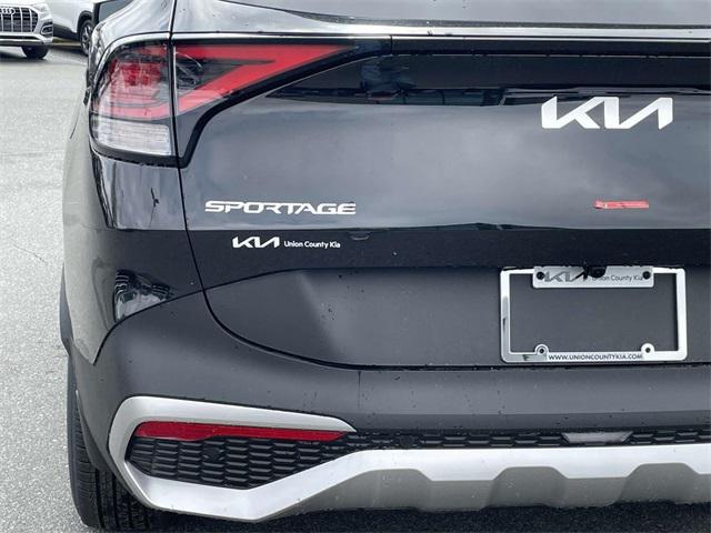new 2025 Kia Sportage Hybrid car, priced at $28,392