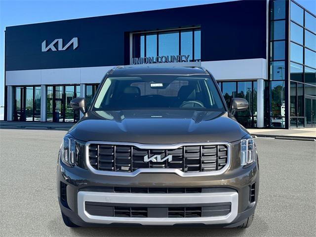 new 2025 Kia Telluride car, priced at $42,220