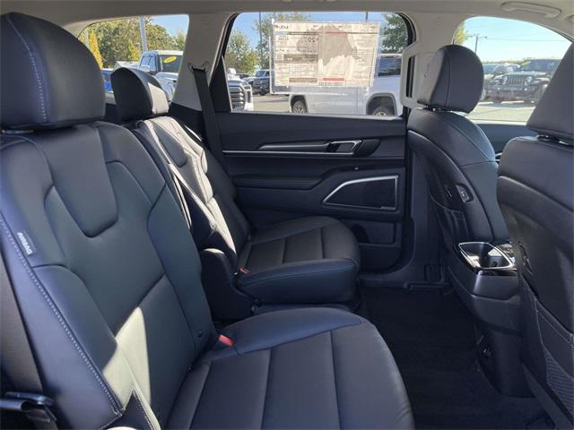 new 2025 Kia Telluride car, priced at $42,220