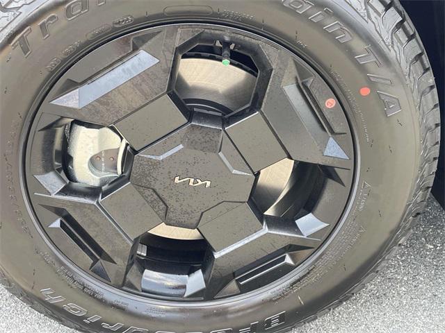 new 2026 Kia Sportage car, priced at $40,305