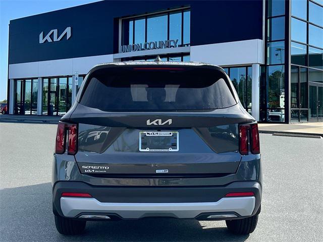 new 2025 Kia Sorento car, priced at $28,840