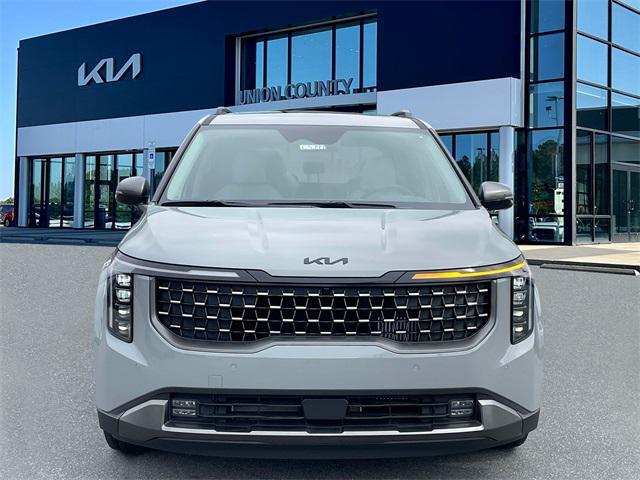 new 2025 Kia Carnival Hybrid car, priced at $56,276