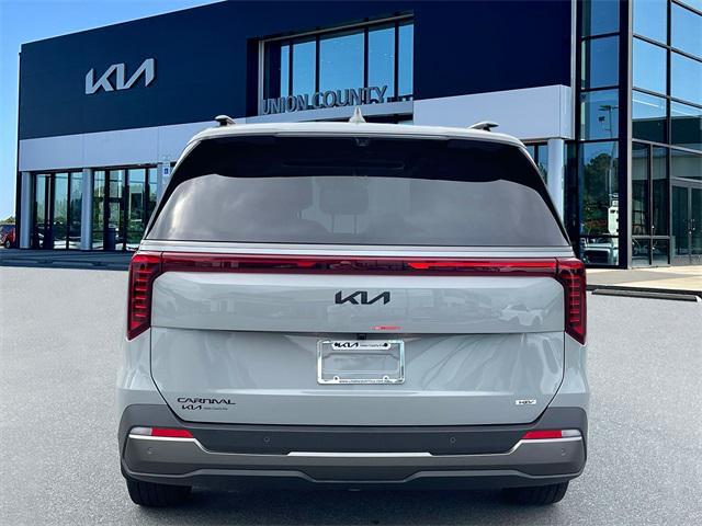 new 2025 Kia Carnival Hybrid car, priced at $56,276