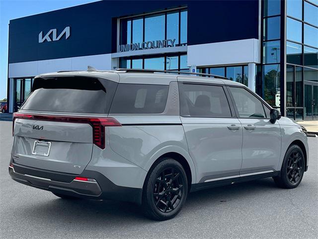 new 2025 Kia Carnival Hybrid car, priced at $56,276