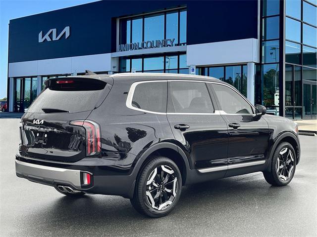 new 2025 Kia Telluride car, priced at $42,705