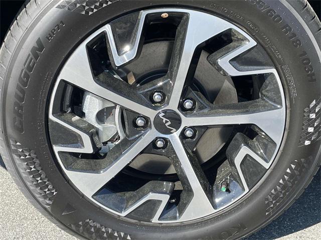new 2025 Kia Sportage car, priced at $29,184