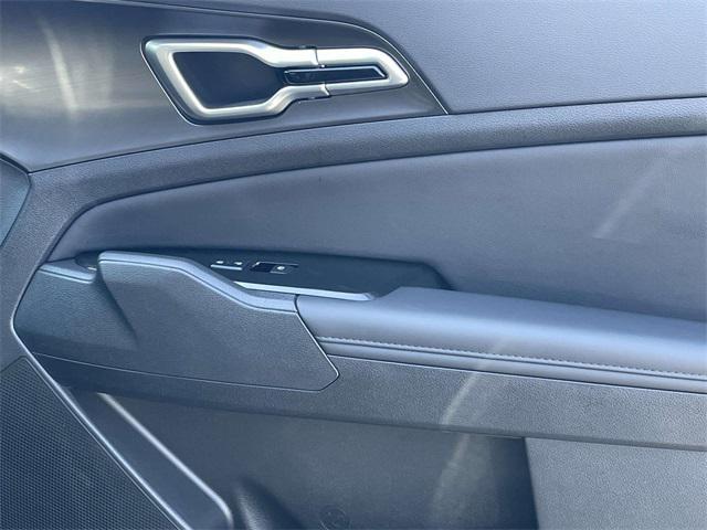 new 2025 Kia Sportage car, priced at $29,184