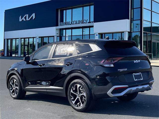 new 2025 Kia Sportage car, priced at $29,184