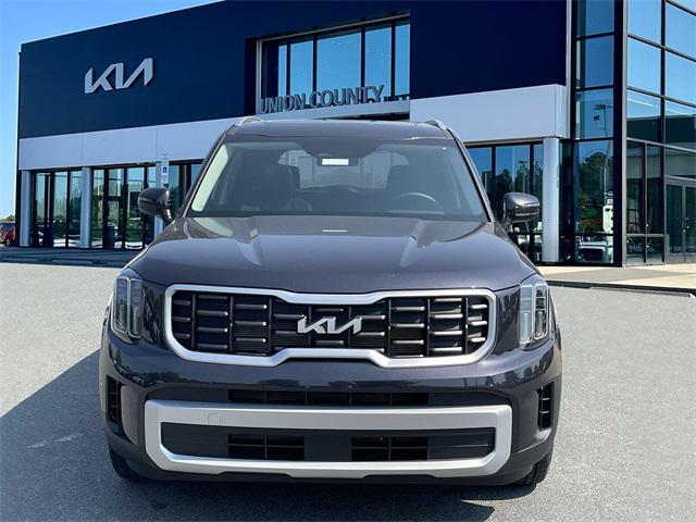 new 2025 Kia Telluride car, priced at $40,155