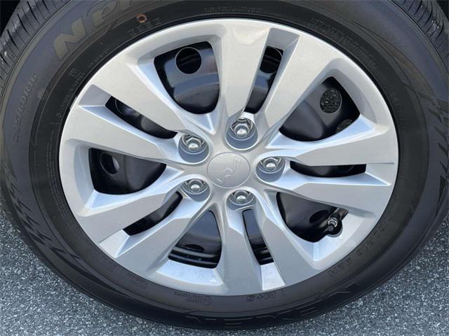 new 2025 Kia Soul car, priced at $21,334
