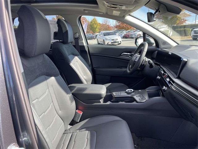 new 2026 Kia Sportage Hybrid car, priced at $40,615