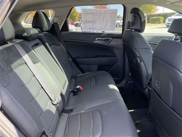 new 2026 Kia Sportage Hybrid car, priced at $40,615