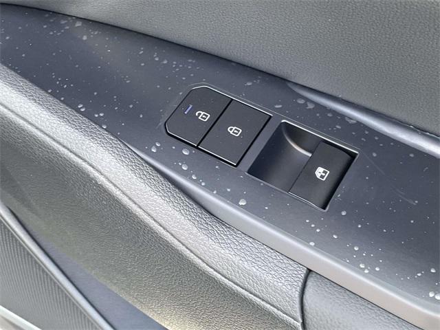 new 2026 Kia Sportage Hybrid car, priced at $40,615