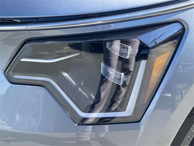 new 2025 Kia Niro car, priced at $40,193