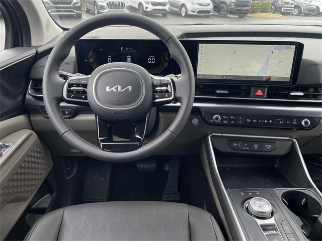 new 2025 Kia Carnival Hybrid car, priced at $40,863