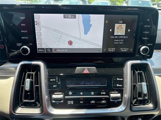 used 2023 Kia Sorento Hybrid car, priced at $28,400