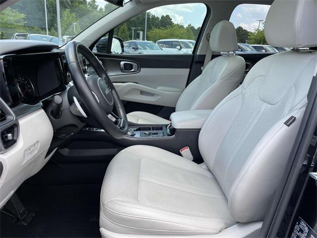used 2023 Kia Sorento Hybrid car, priced at $26,880