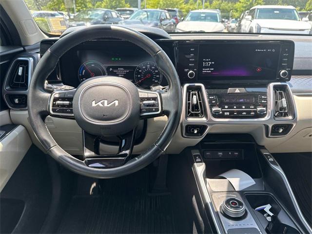 used 2023 Kia Sorento Hybrid car, priced at $28,400