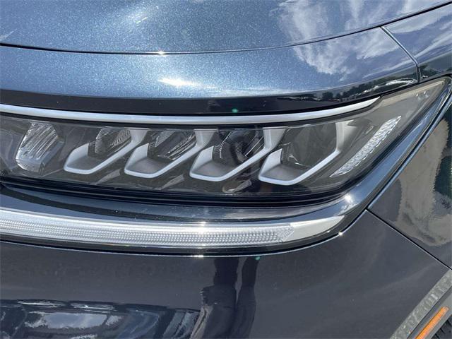 used 2023 Kia Sorento Hybrid car, priced at $26,880