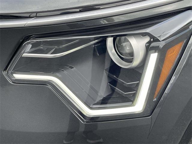 new 2025 Kia Niro car, priced at $28,960