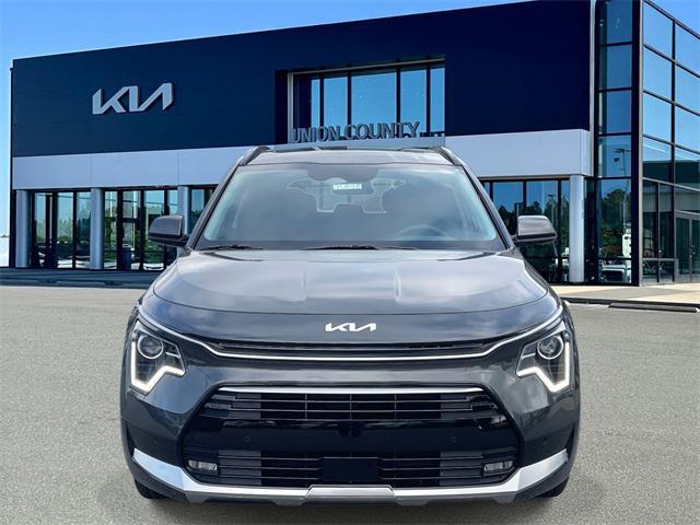 new 2025 Kia Niro car, priced at $28,960