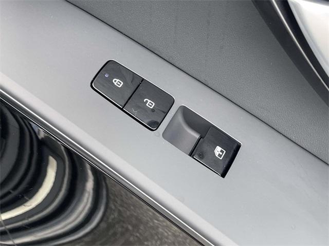 new 2025 Kia Niro car, priced at $28,960