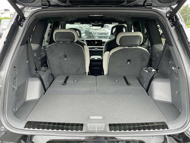 new 2026 Kia EV9 car, priced at $71,790