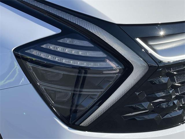 new 2025 Kia Sportage car, priced at $33,878