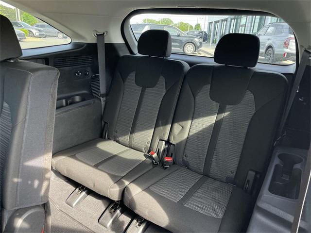 used 2021 Kia Sorento car, priced at $21,488