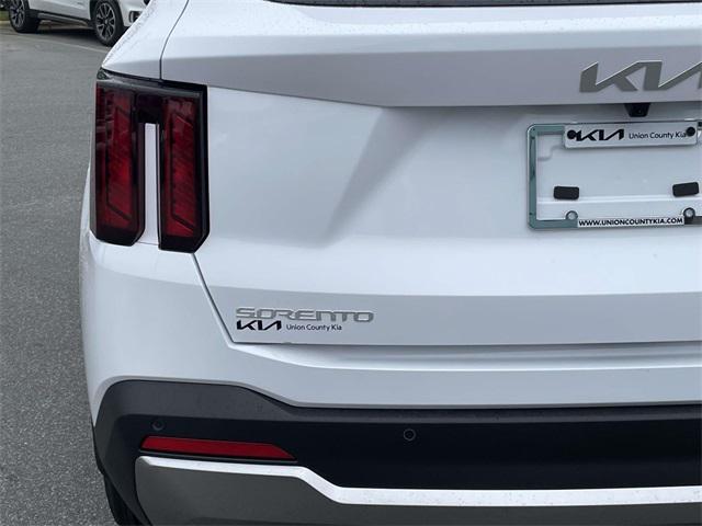 new 2026 Kia Sorento car, priced at $39,092