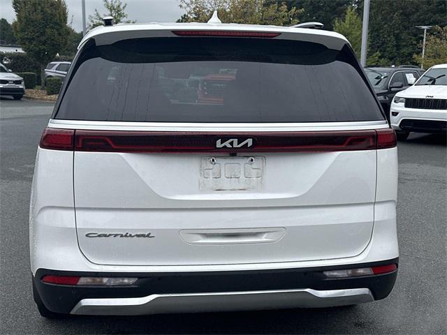 used 2022 Kia Carnival car, priced at $38,900