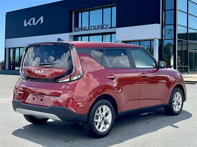 new 2025 Kia Soul car, priced at $21,375